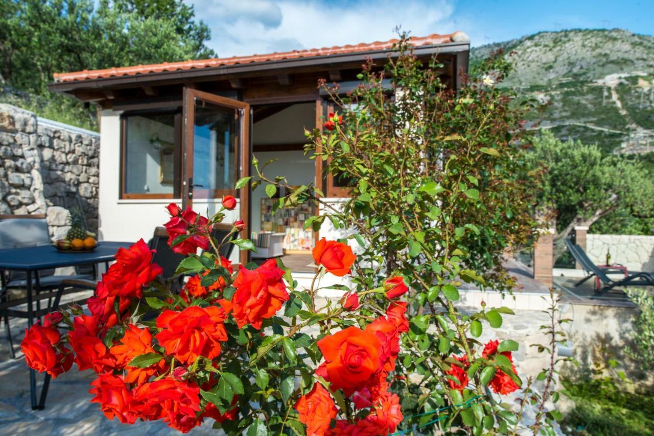 Poseydon Beach Bungalow Mlini Exterior photo
